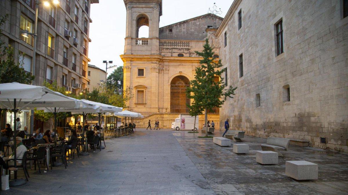 El robo se produjo el jueves en la plaza de la Catedral.