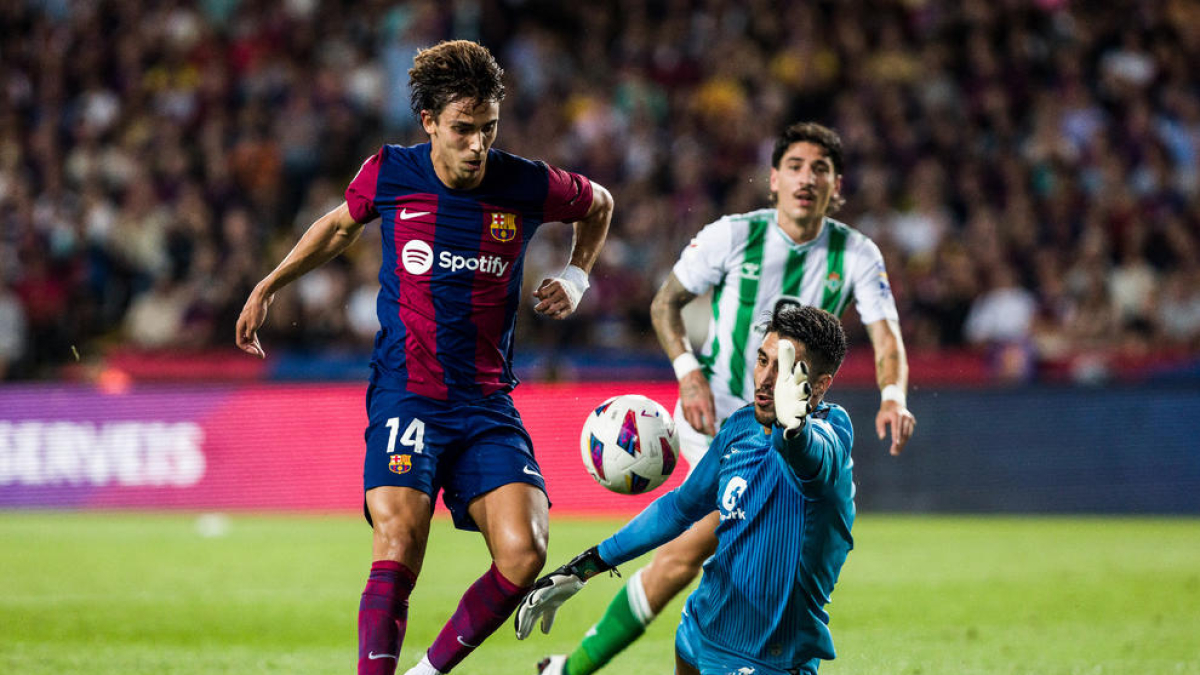 Joao Félix, en una acción del partido del sábado ante el Betis.