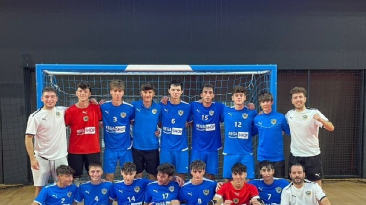 El equipo de Maristes que juega en la División de Honor Juvenil.