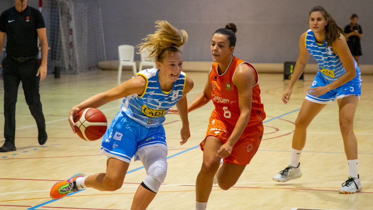 Swartz durant el partit de pretemporada contra el València. - GERARD HOYAS