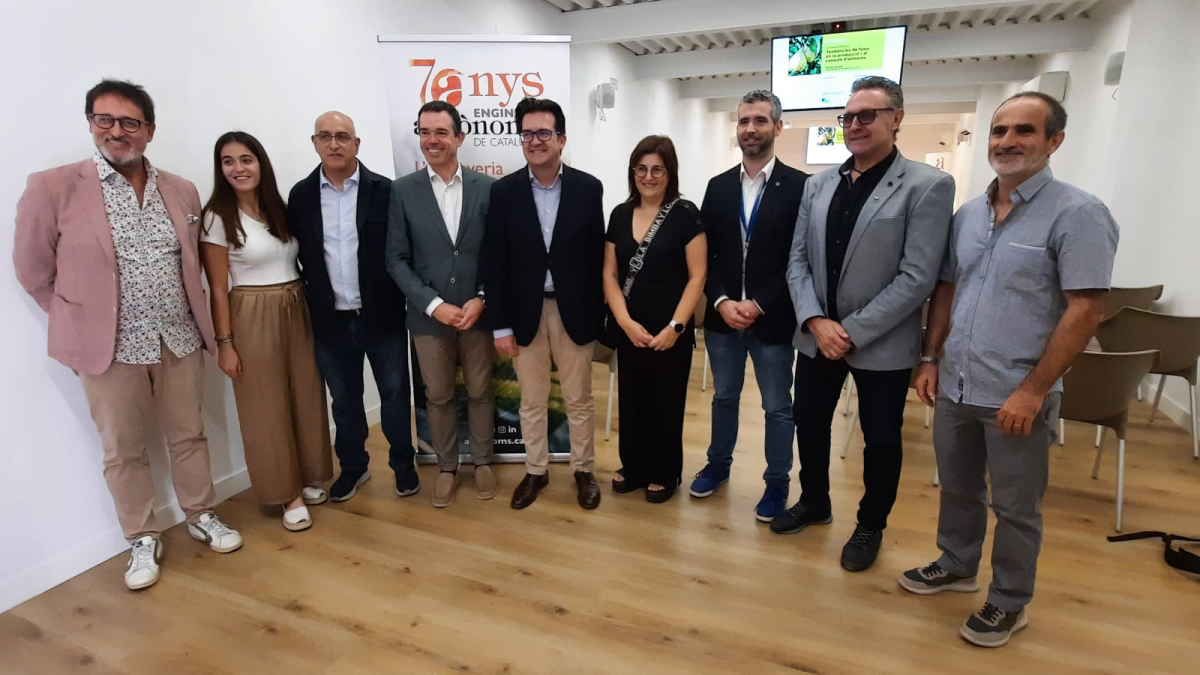 Els participants i organitzadors de la jornada tècnica sobre tendències de futur en la producció i el consum d’aliments. - FIRA DE LLEIDA