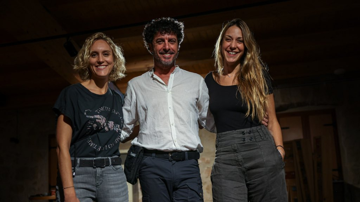 El fotoperiodista Emilio Morenatti, guanyador del Pulitzer, a Juneda - TWITTER (@MAGDAGREGORI)