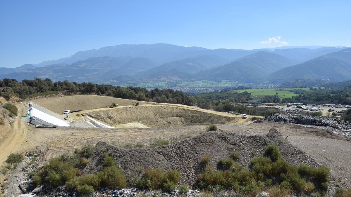 Las obras del nuevo vaso avanzan mientras el vaso actual está al límite de su capacidad. - C,. SANS