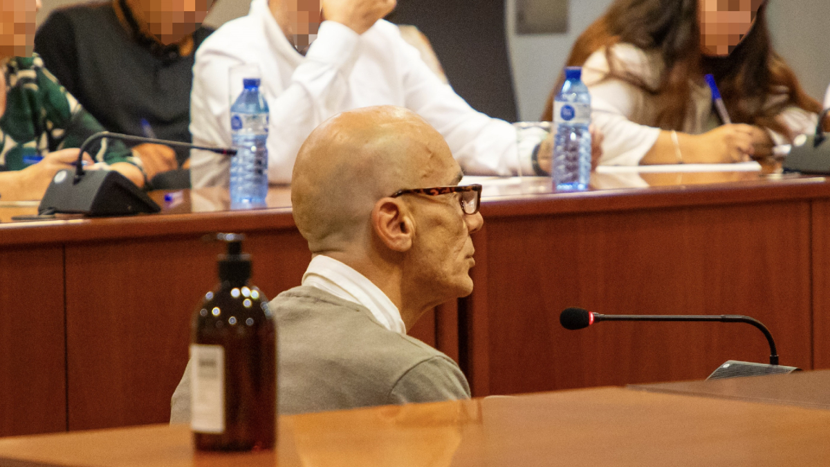 L’acusat durant la celebració del judici que té lloc a l’Audiència de Lleida. - GERARD HOYAS