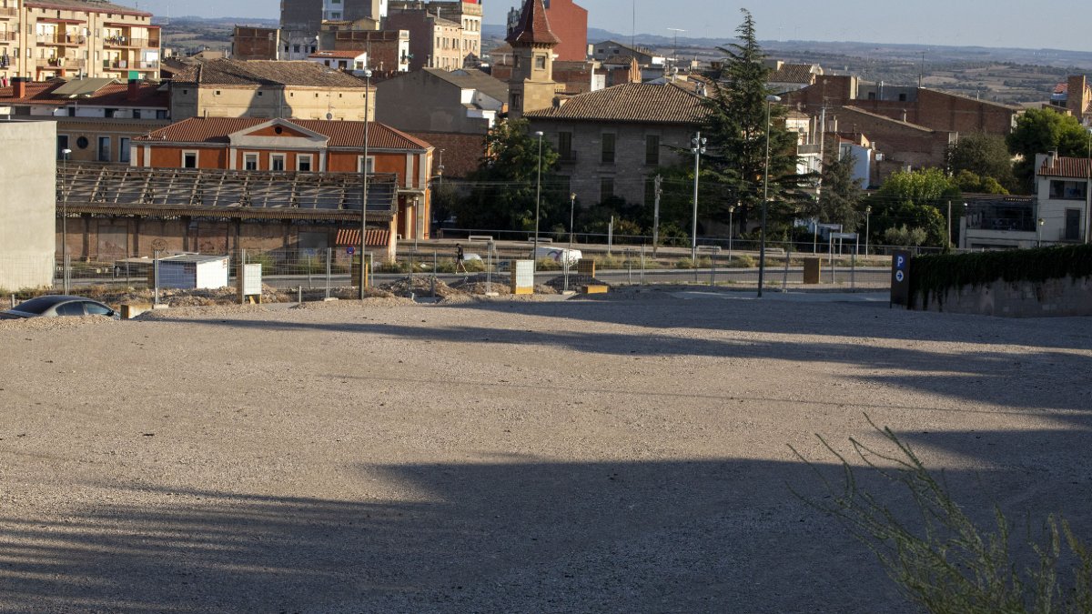Vista del nou aparcament en un solar de 2.500 m2. - LAIA PEDRÓS