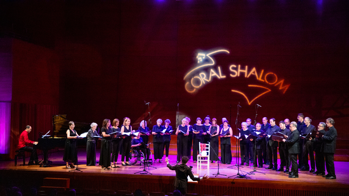 La Coral Shalom, organitzadora del Musiquem Lleida!, va actuar ahir a l’Auditori Enric Granados. - GERARD HOYAS