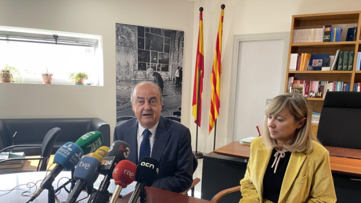 Imagen de archivo del presidente del TSJC y la presidenta de la Audiencia de Lleida. - SEGRE