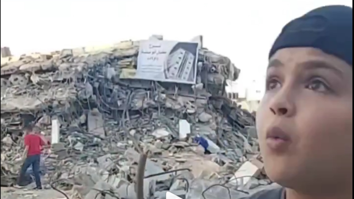 MC Abdul, cuando tenía 12 anys, en Gaza.