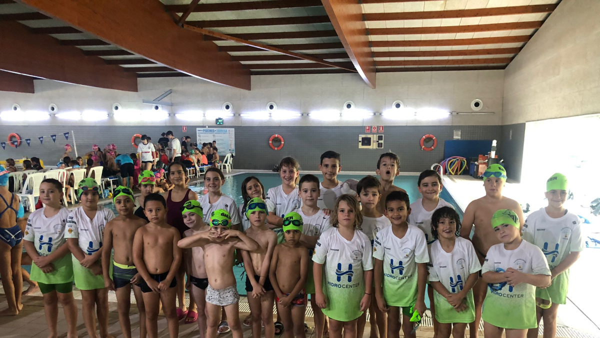 Los nadadores más jóvenes del Balaguer inician la Lliga