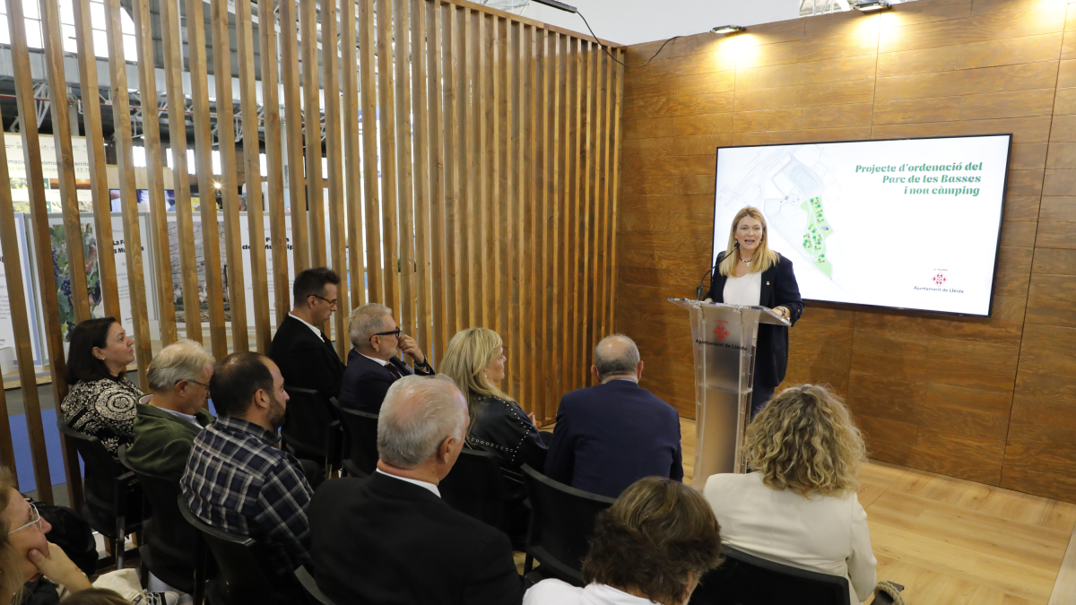 La presentació del càmping de les Basses a Municipàlia-Innocamping, amb professionals del sector