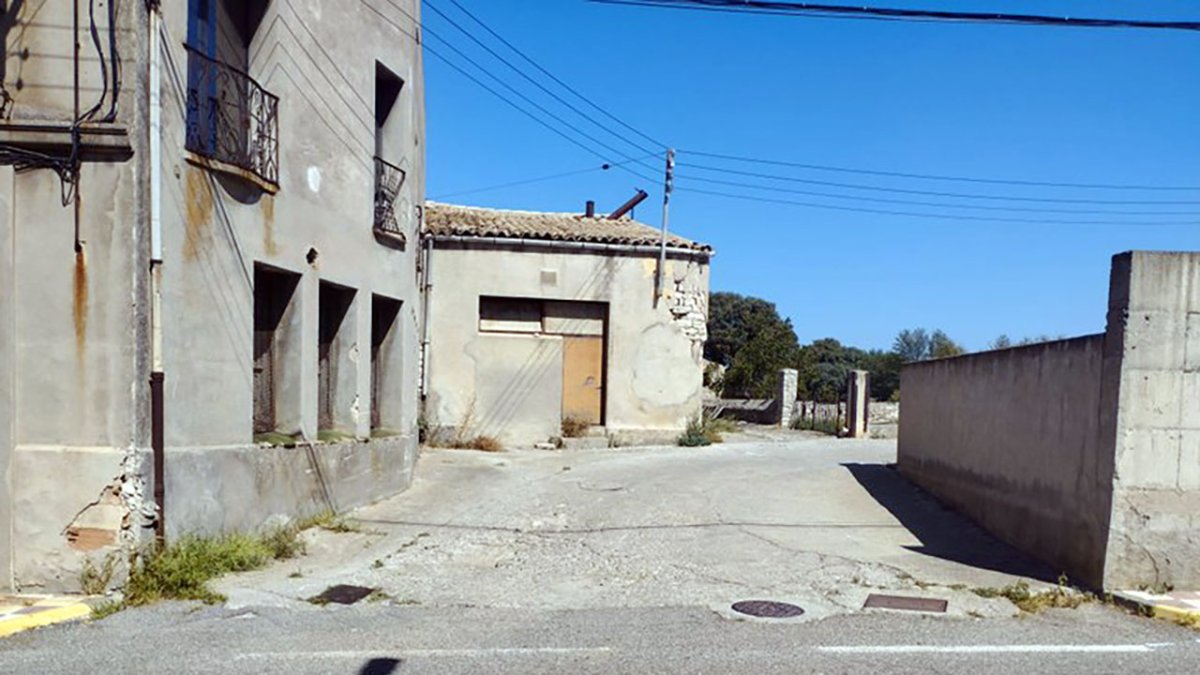 La calle donde se han llevado a cabo las obras. - X. S.