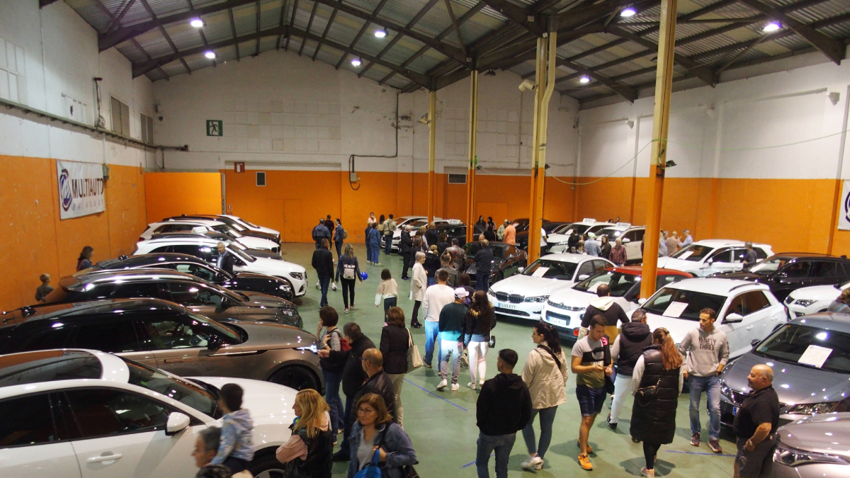 Algunos de los visitantes que recibió ayer Autotardor. - FIRA DE MOLLERUSSA