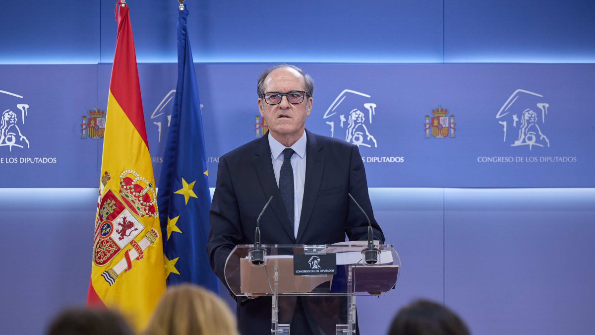 El Defensor del Pueblo, Ángel Gabilondo, ofrece una rueda de prensa tras el acto de presentación del informe del Defensor del Pueblo sobre denuncias por abusos sexuales en el ámbito de la Iglesia católica.