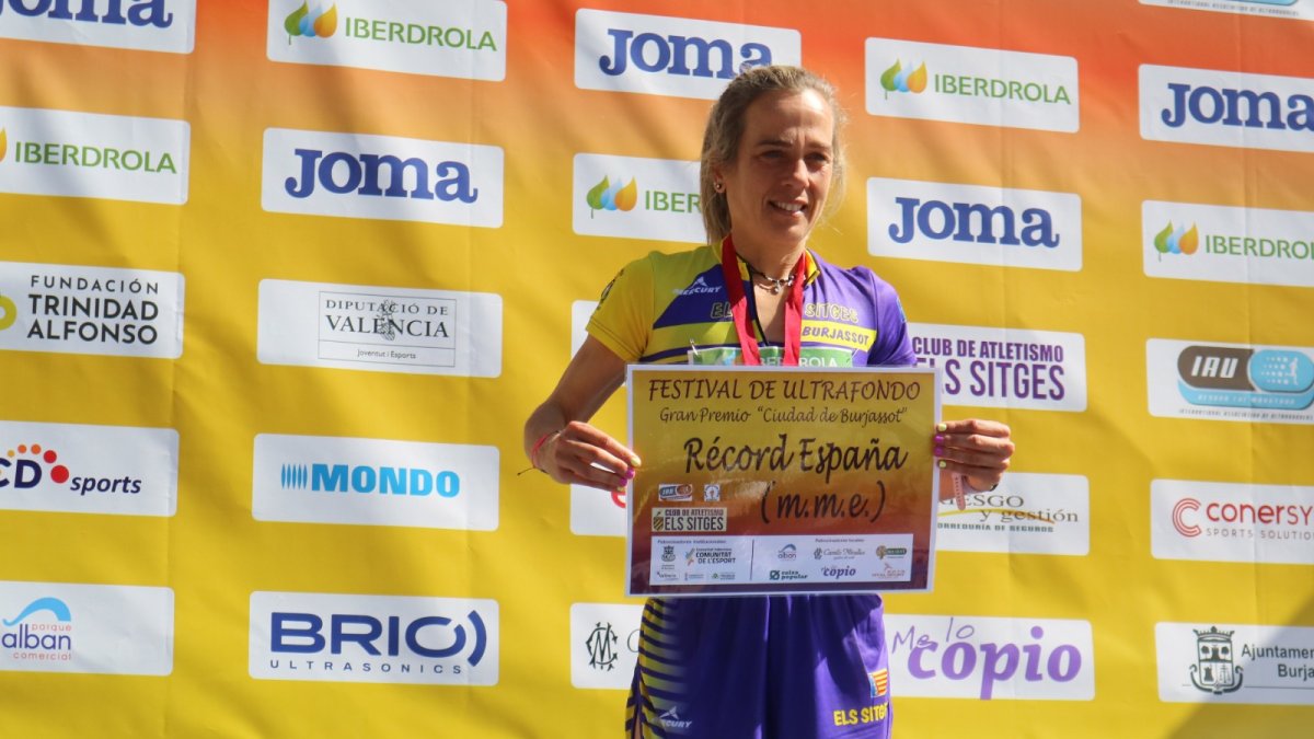 Mireia Sosa té el rècord d’Espanya en la distància dels 100 quilòmetres.