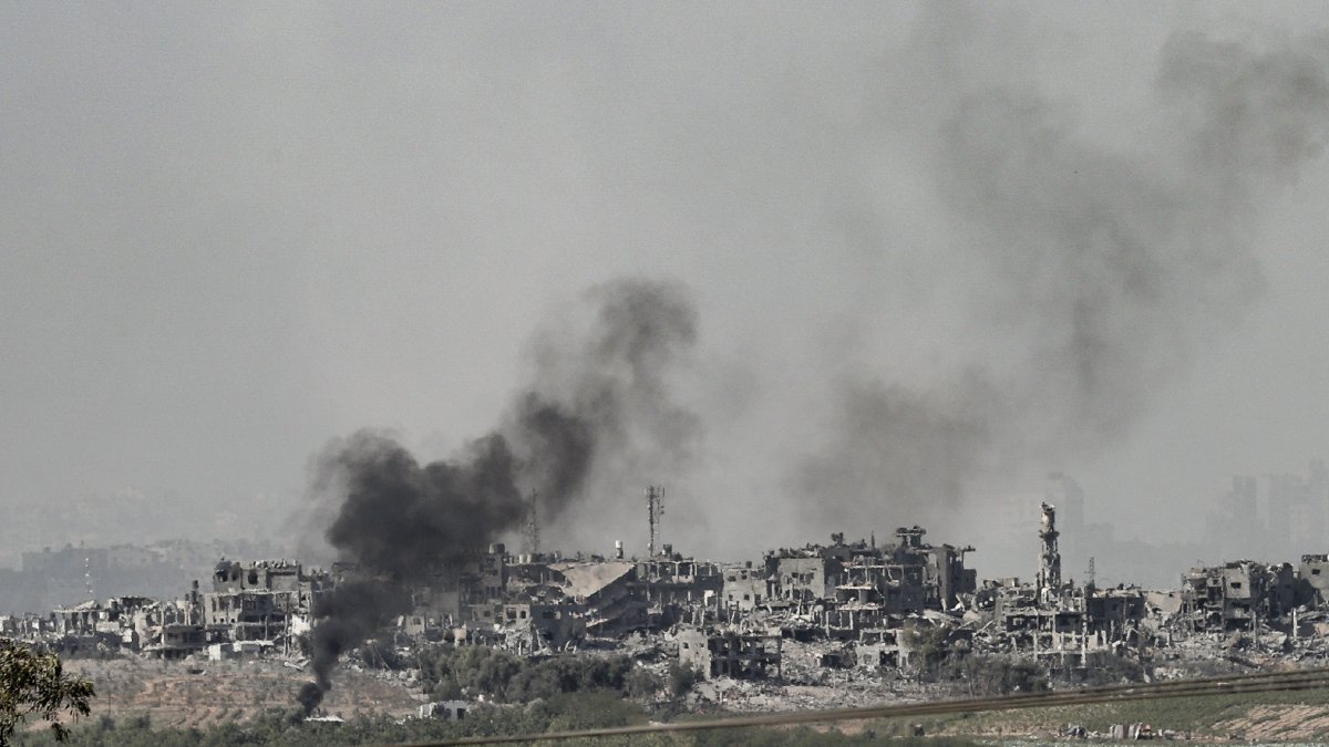 Imatge de bombardejos israelians en una població palestina, al nord de la Franja de Gaza. - EFE/ONU /EVAN SCHNEIDER