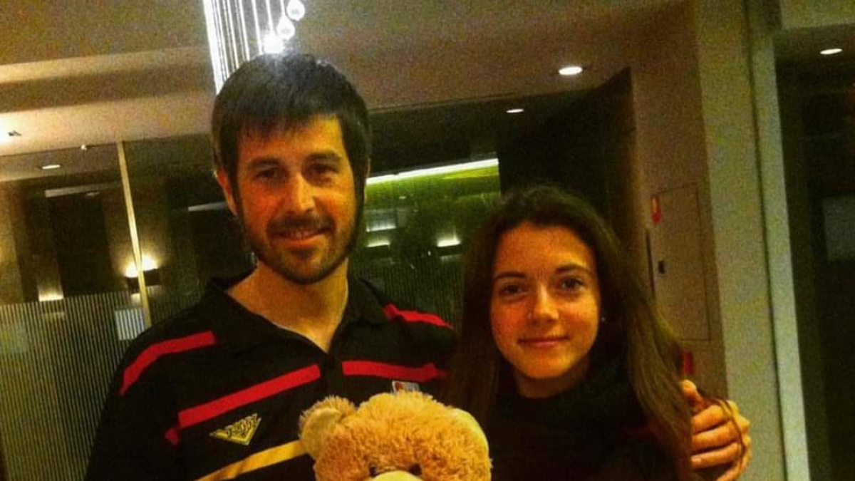 El tècnic lleidatà Jordi Gómez al costat d’una Aitana nena.