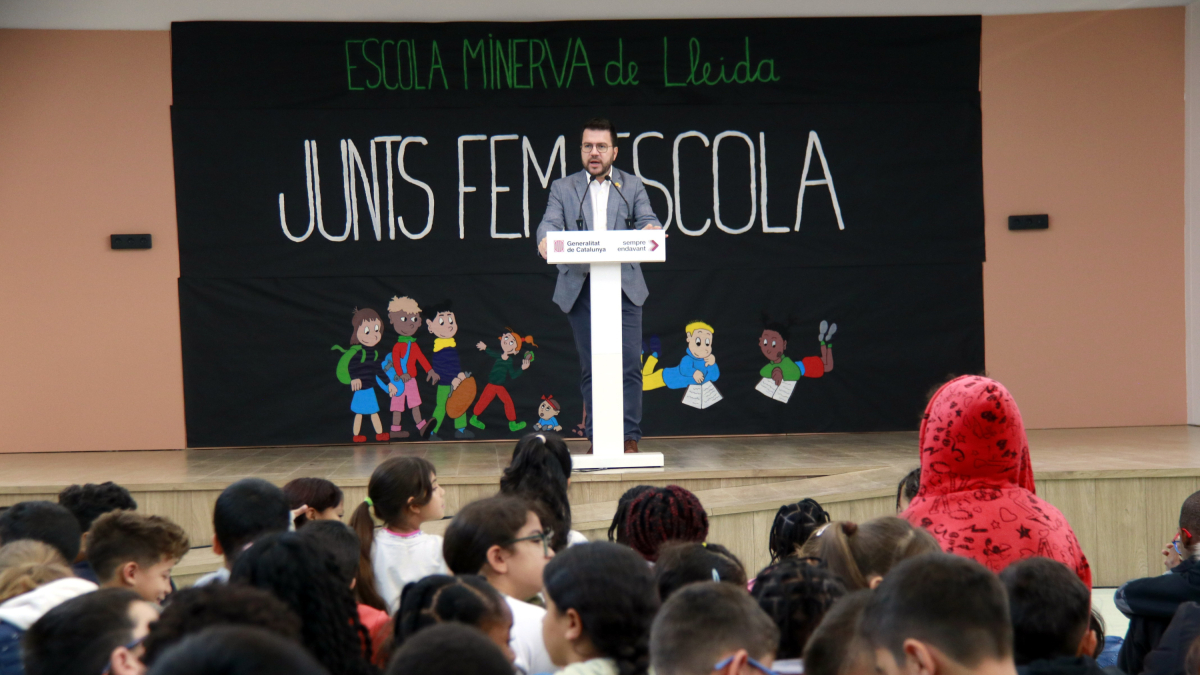 El presidente de la Generalitat, Pere Aragonès, durante su intervención en la inauguración de la nueva escuela Minerva de Lleida.