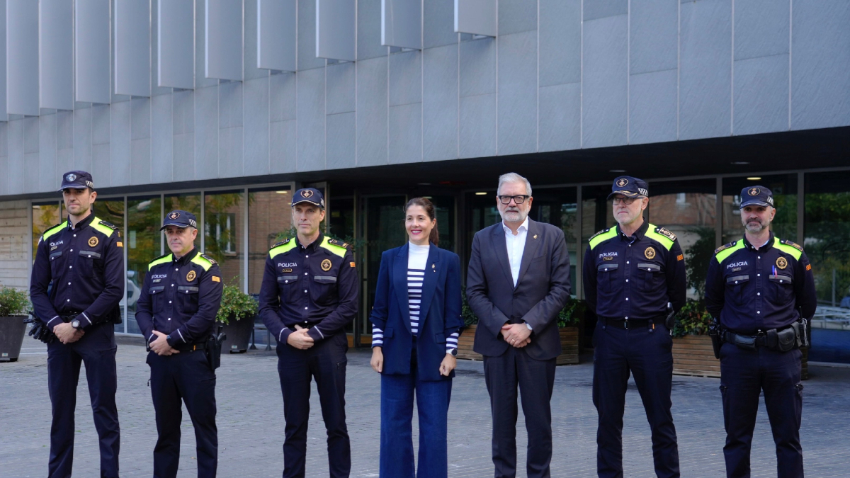 Larrosa, Morón e Ibarz, con los responsables de la nueva unidad. - AJUNTAMENT DE LLEIDA