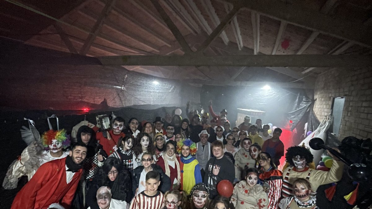 El passatge del terror de Montoliu, amb 800 persones.