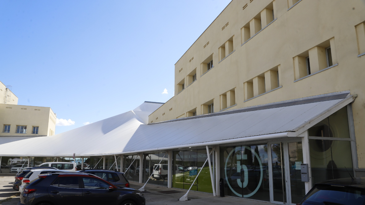 Imatge d’arxiu de la seu de la divisió online d’Ilerna.