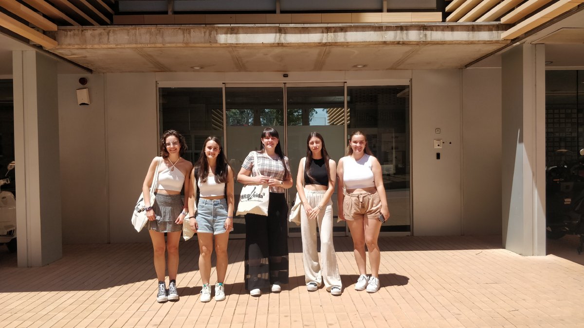 Alumnes de batxillerat becades per l’IRBLleida. - IRBLLEIDA