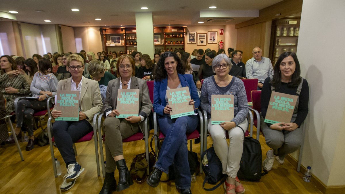 Presentació ahir del projecte a la seu del Col·legi de Farmacèutics de Lleida. - JORDI ECHEVARRIA