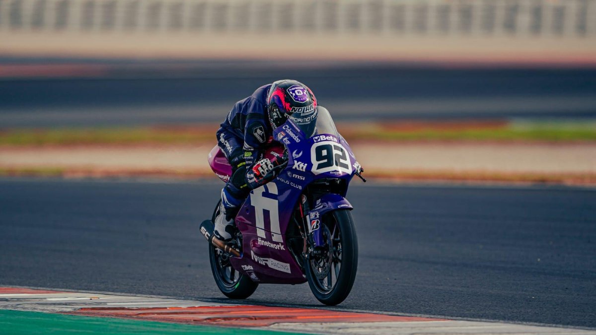 Joel Pons, durante los entrenamientos cronometrados en la European Talent Cup celebrada en Cheste. - MIR RACING
