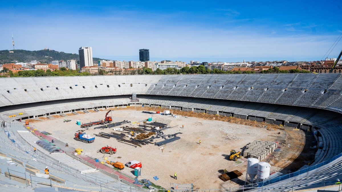 Imagen del estado actual del Spotify Camp Nou, con las obras de remodelación en marcha. - EFE