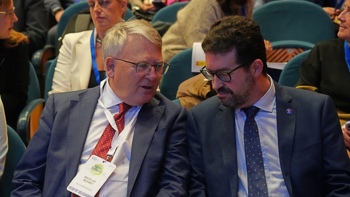 El comissari europeu d’ocupació, Nicolas Schmit, i el secretari d’Estat espanyol, Joaquín Pérez Rey. - EUROPA PRESS