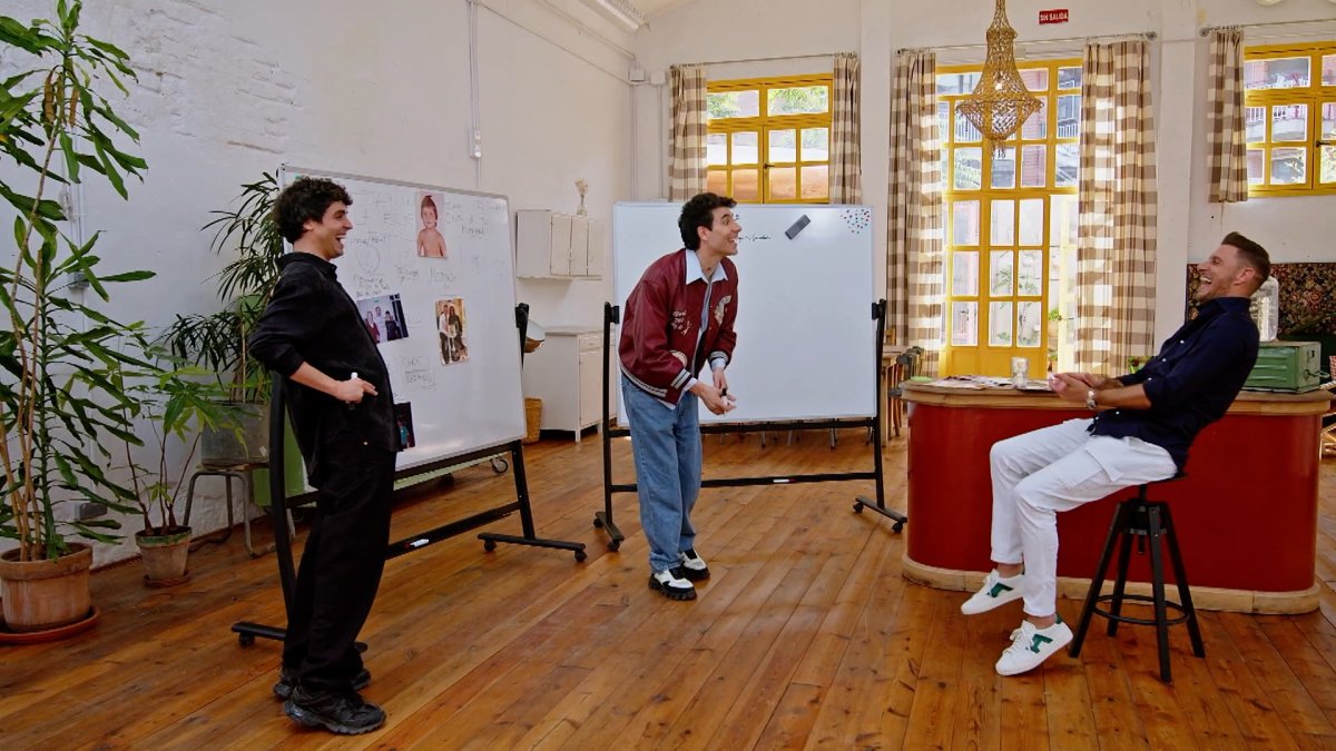 Los Javis, a 'Joaquín, el novato' - ATRESMEDIA