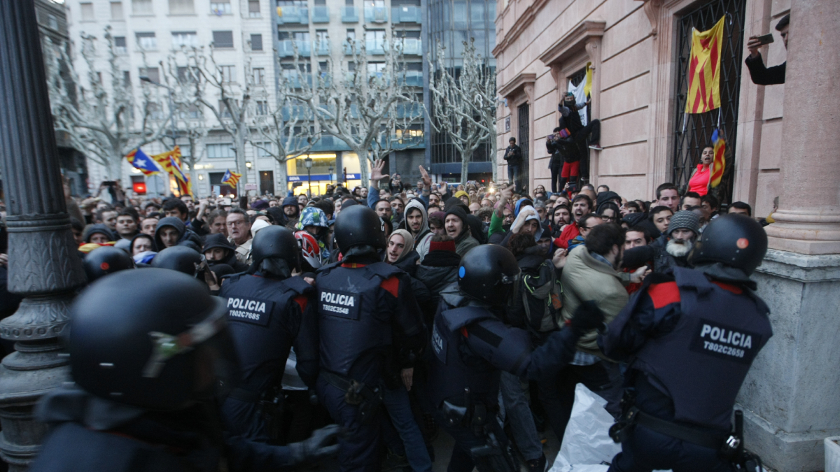 Imagen de los disturbios en la subdelegación de Lleida en 2018. - SEGRE