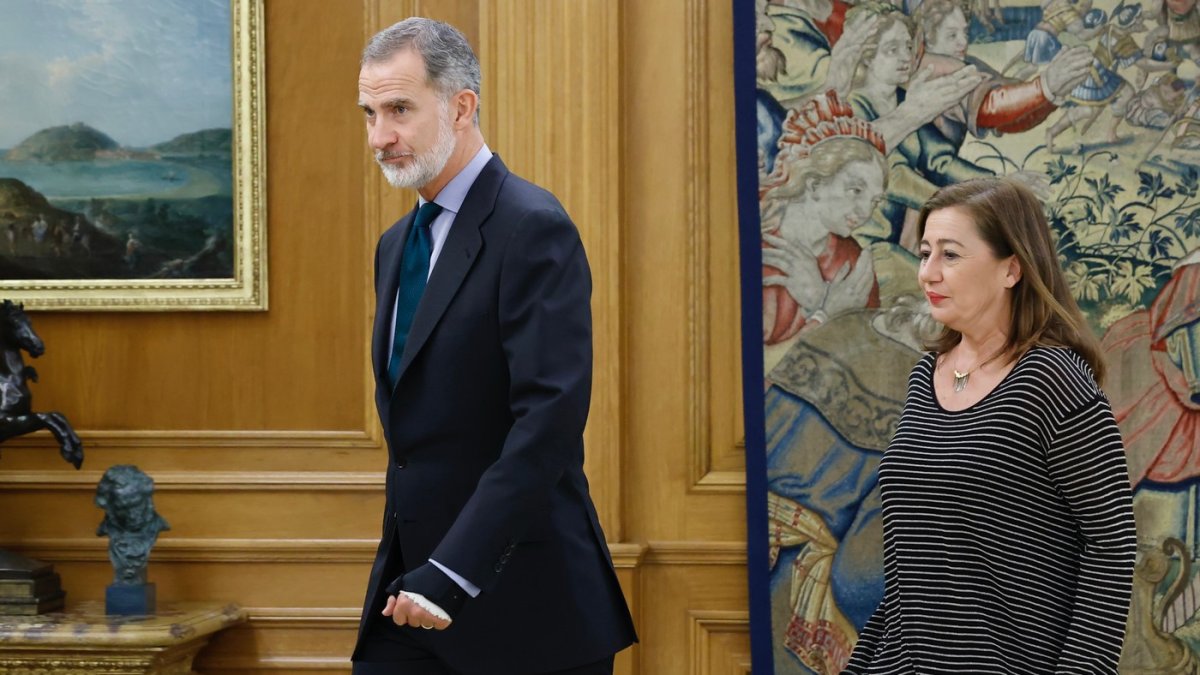 El rey recibió ayer en Zarzuela a la presidenta del Congreso. - CASA DEL REY
