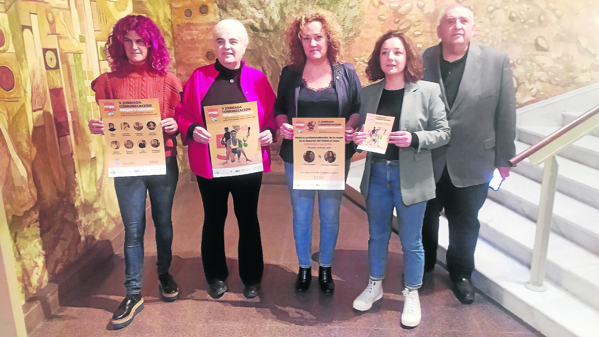 La Jornada de Comunicación, Mujer y Deporte se presentó ayer en la Diputación. - JCMC