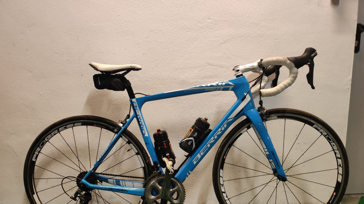 Una imatge de la bicicleta sostreta.