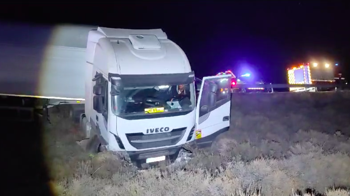 Accident camió turisme AP2 km. 144