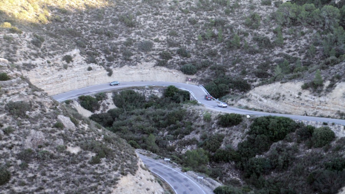 La carretera que une Mequinensa con Maella, en Zaragoza. - A.M.