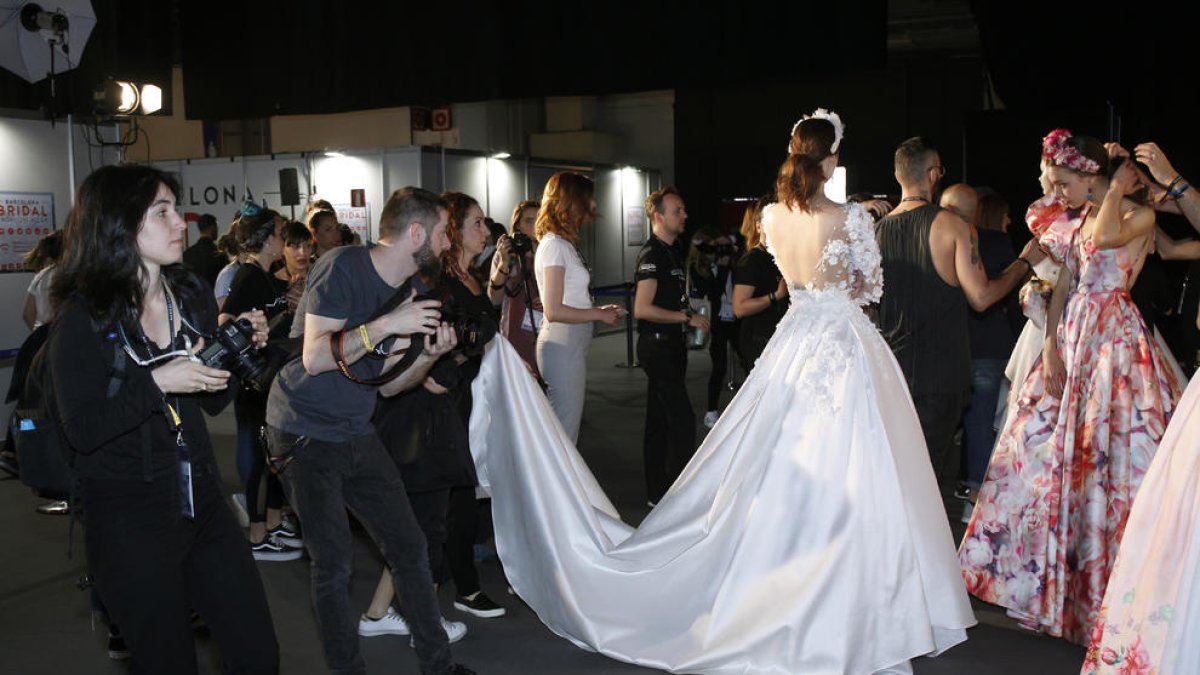 editorials. La Raquel treballa també en fotografia editorial com la d’Ocho Milímetros, a baix.