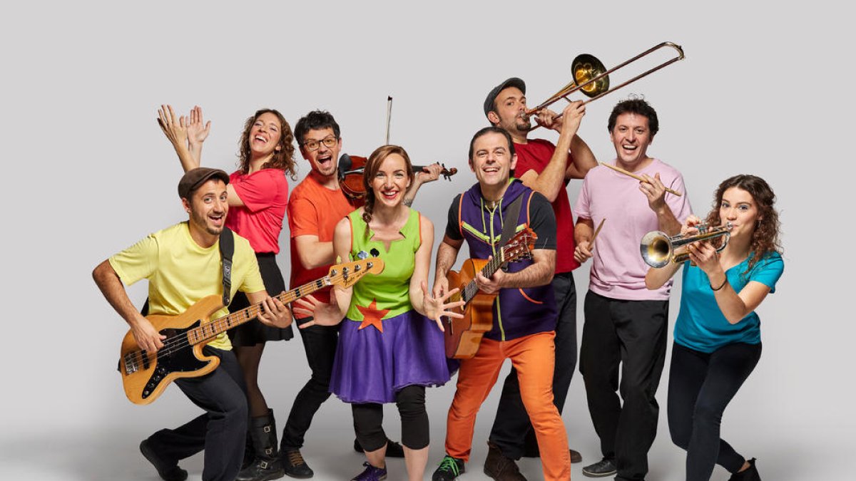 Com sona. La companyia va presentar al CaixaForum Lleida A cau d’orella, una mescla de jazz i música popular.