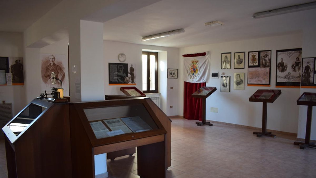 Franchini. El major Enrico Franchini, l’executor de Borges, al mateixa revista.