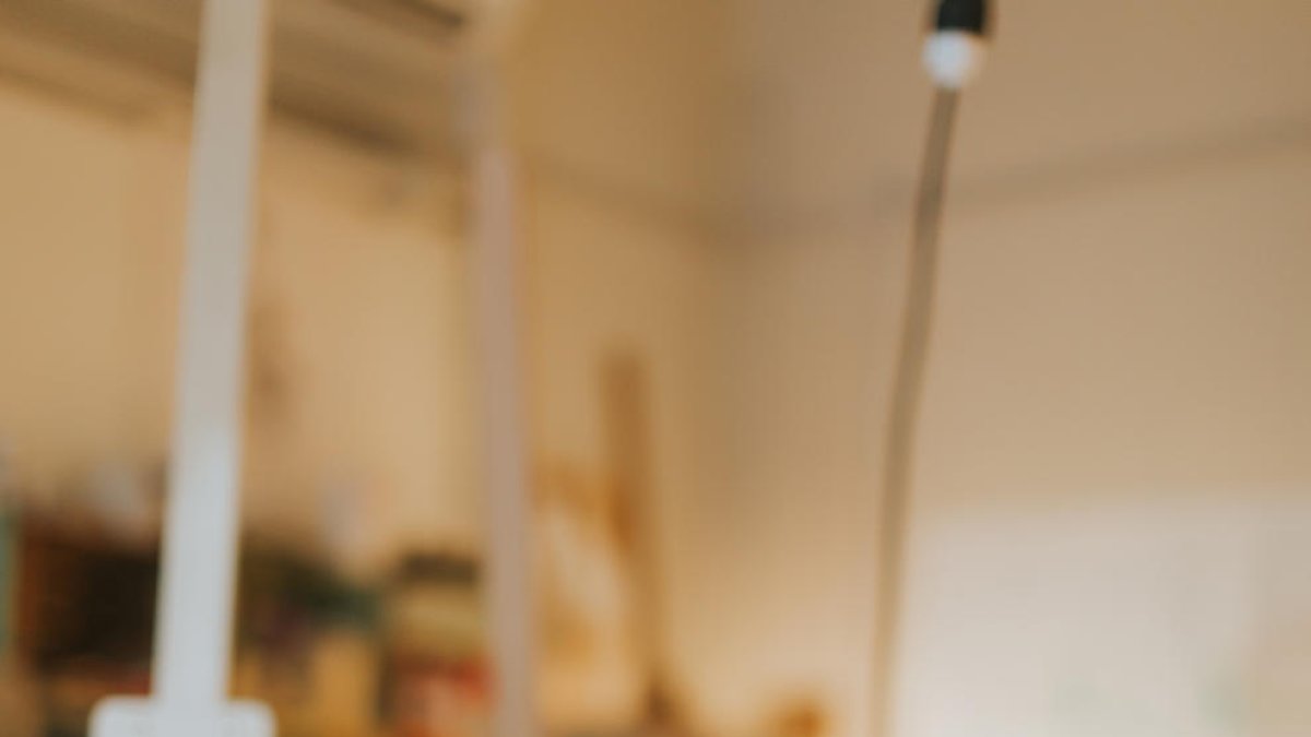 Rous Laveda: “La pintura és una teràpia imprescindible per viure i gestionar les emocions”