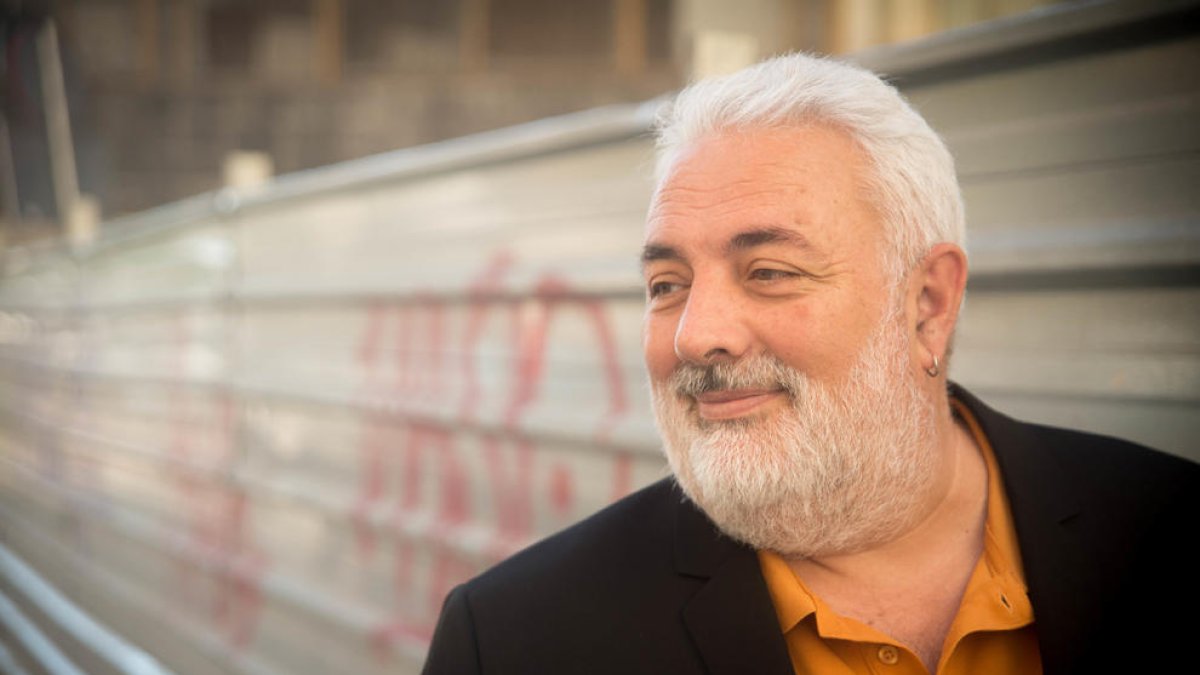 Xarli Diego: “A les estrelles de la ràdio, realment, les va matar la radiofórmula”