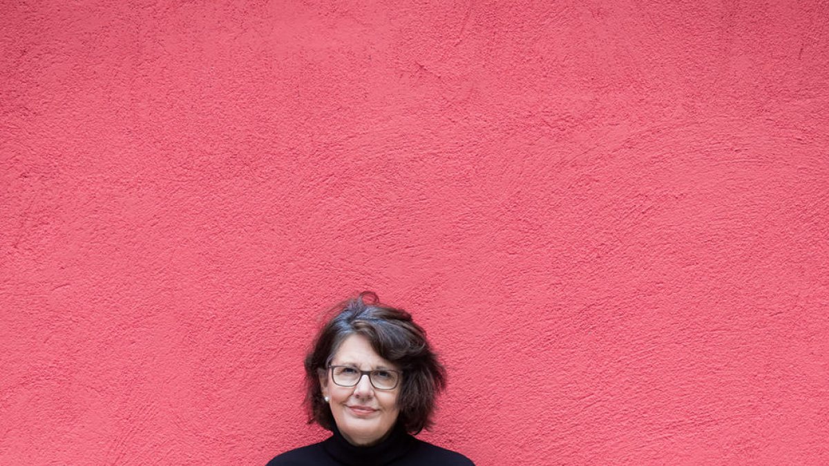 Imma Monsó: “Amb la novel·la ‘Germanes’ m’he reconciliat amb les festes de Nadal”