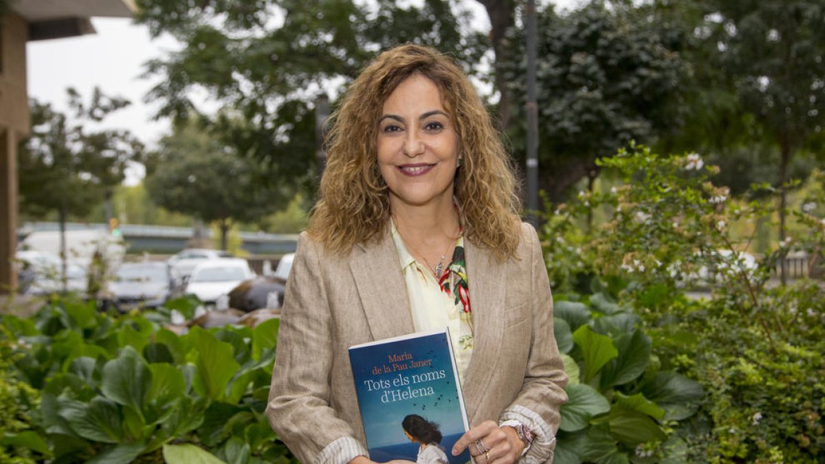 Maria de la Pau Janer: “Volia escriure sobre Helena de Troia per apropar-la al nostre temps”