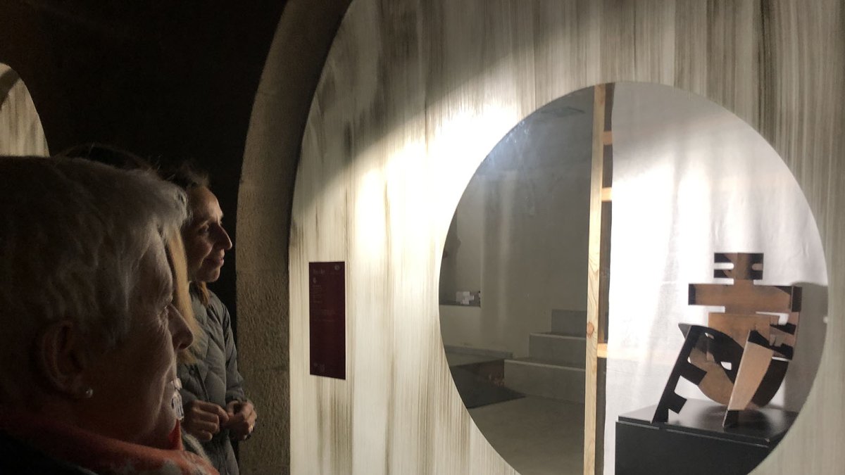 Un dels aparadors de botigues de ‘Mira l’art’ el 2022. - AJUNTAMENT DE SOLSONA