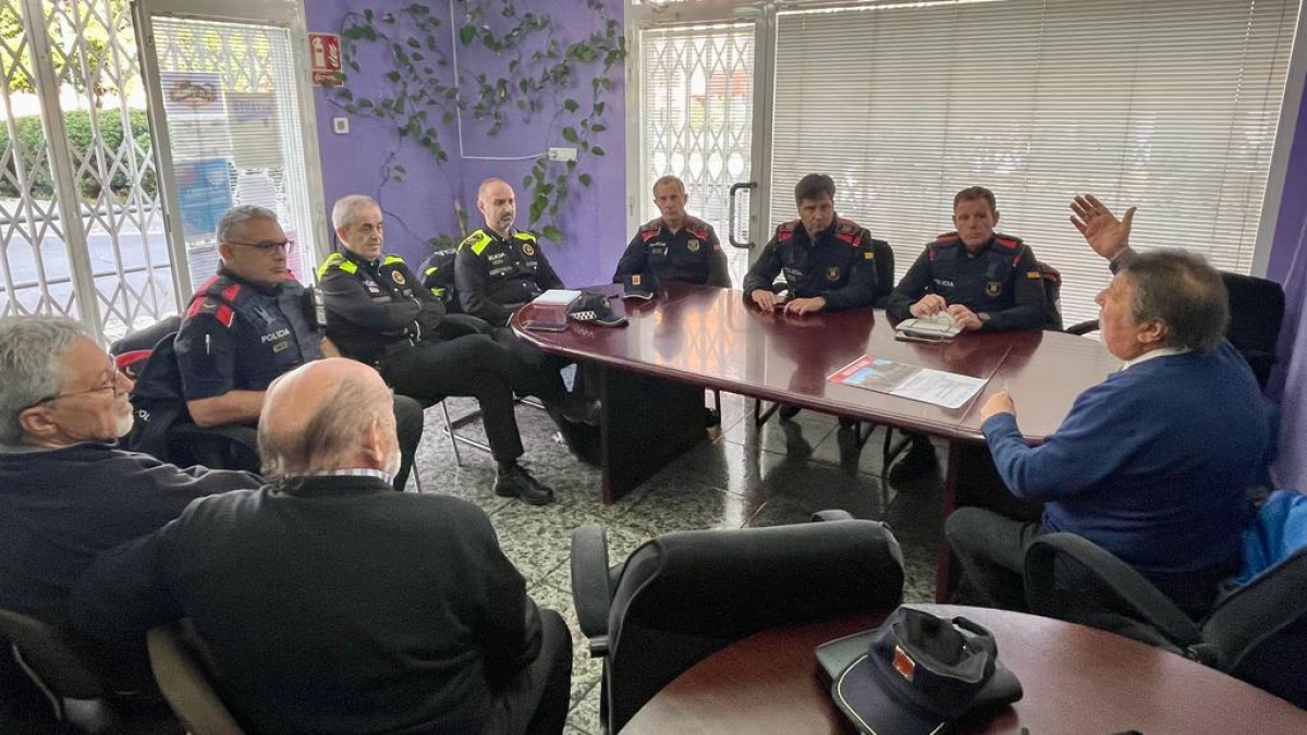 El encuentro tuvo lugar el miércoles en la Mariola. - MOSSOS