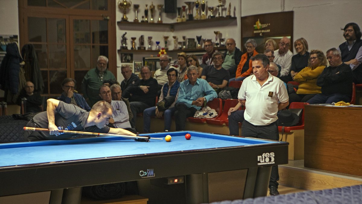 Un momento de las finales que se disputaron ayer en el Casal de Cervera. - X.S.