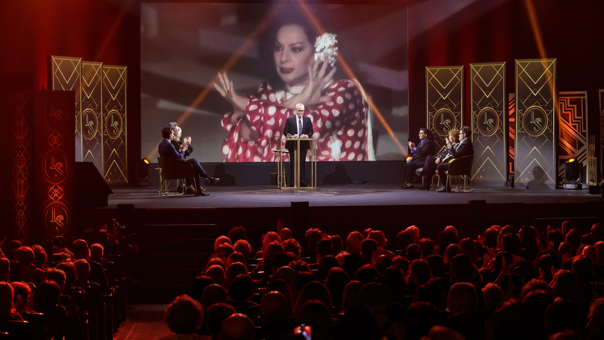 El programa se grabó en el teatro en el que debutó la artista. - RTVE