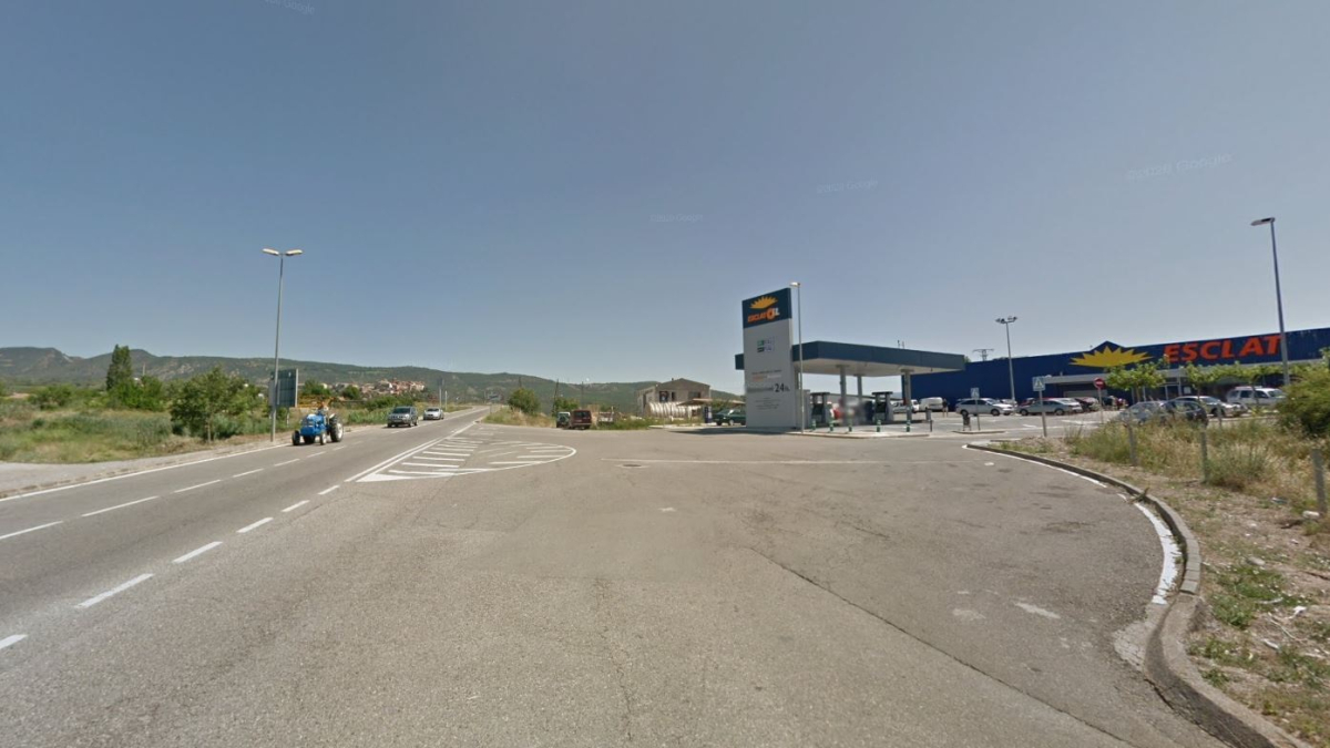 La zona donde se plantea pintar una nueva semirotonda. - GOOGLE MAPS