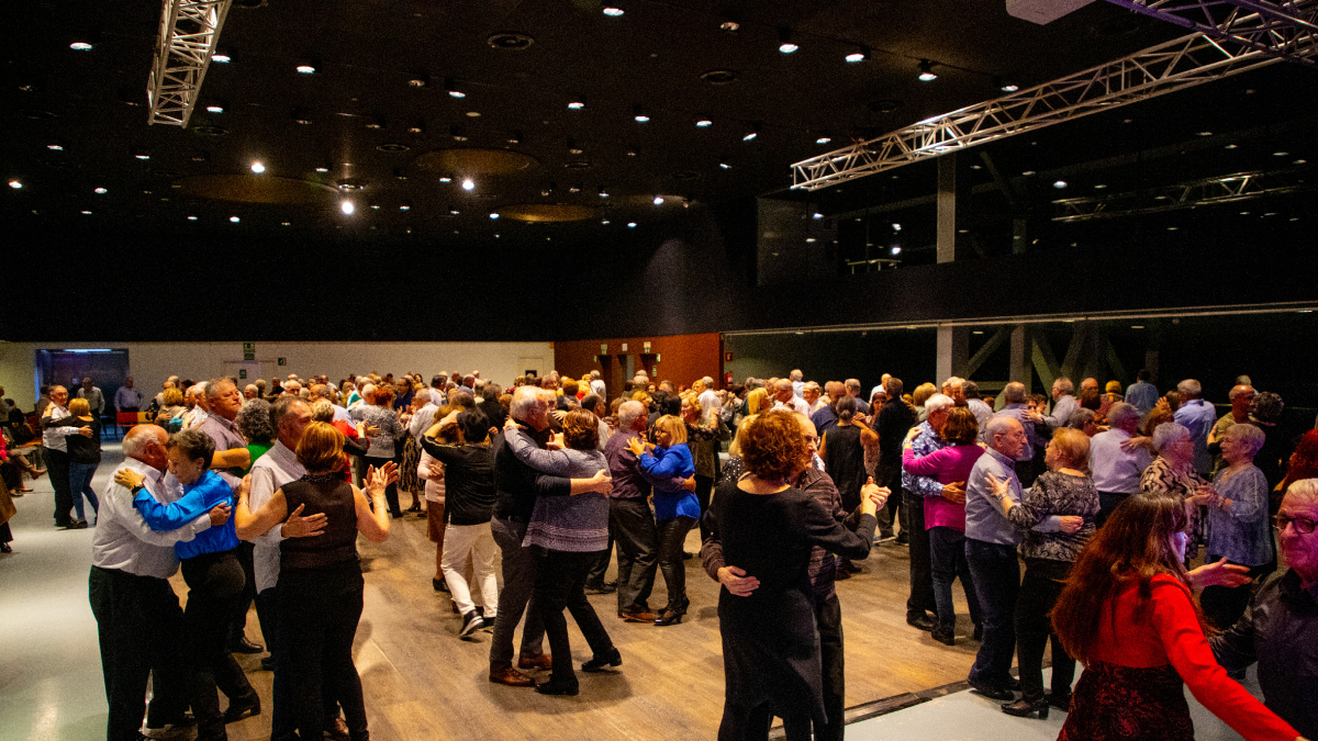 A la sessió d’ahir a la tarda van assistir unes 400 persones. - GERARD HOYAS