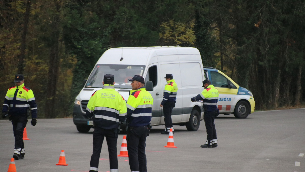 Imatge d'arxiu d'un control de trànsit dels Mossos d'Esquadra.